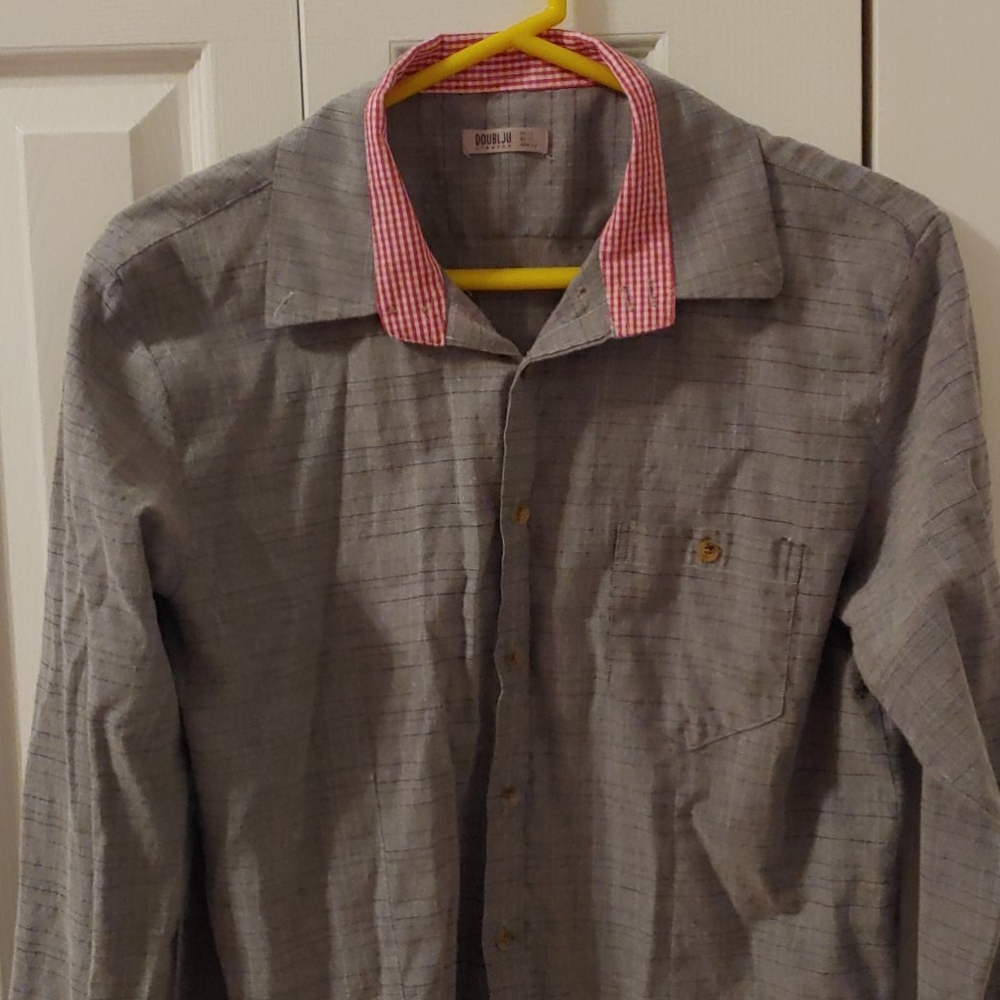 J Tomson Mens Casual Button Down Shirt. Size Large